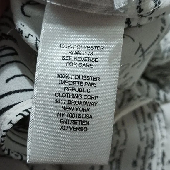 T Tahari Large Hidden Button Front With Bell Type Sleeve - Picture 11 of 11